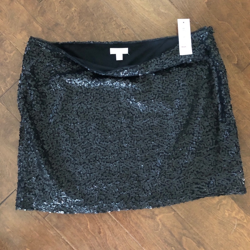 Bisou Bisou black sequined mini skirt